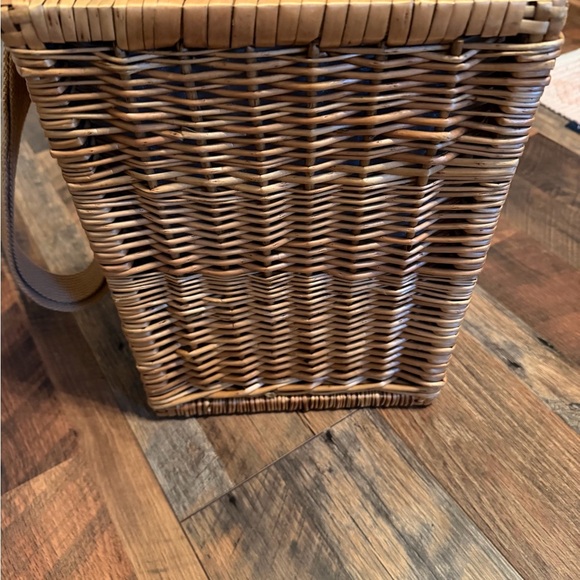 Anthropologie Picnic Time Corsica Insulated Wine Basket - Picture 3 of 6